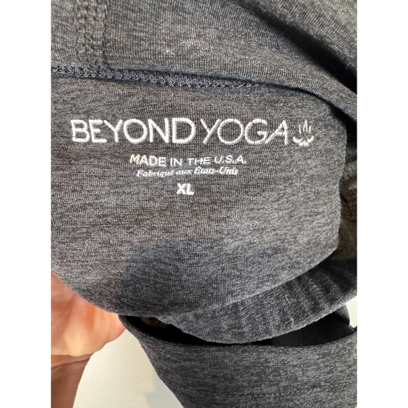 Beyond Yoga Long Line Racerback Tank Gray Grey Sports Bra Womens X-Large Soft - Picture 3 of 8